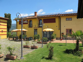 Locazione Turistica Villa Monnalisa-1